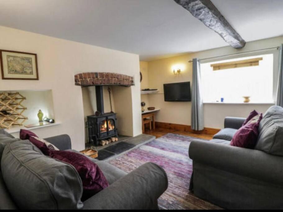 Church Gate Cottage - Bridestowe Esterno foto